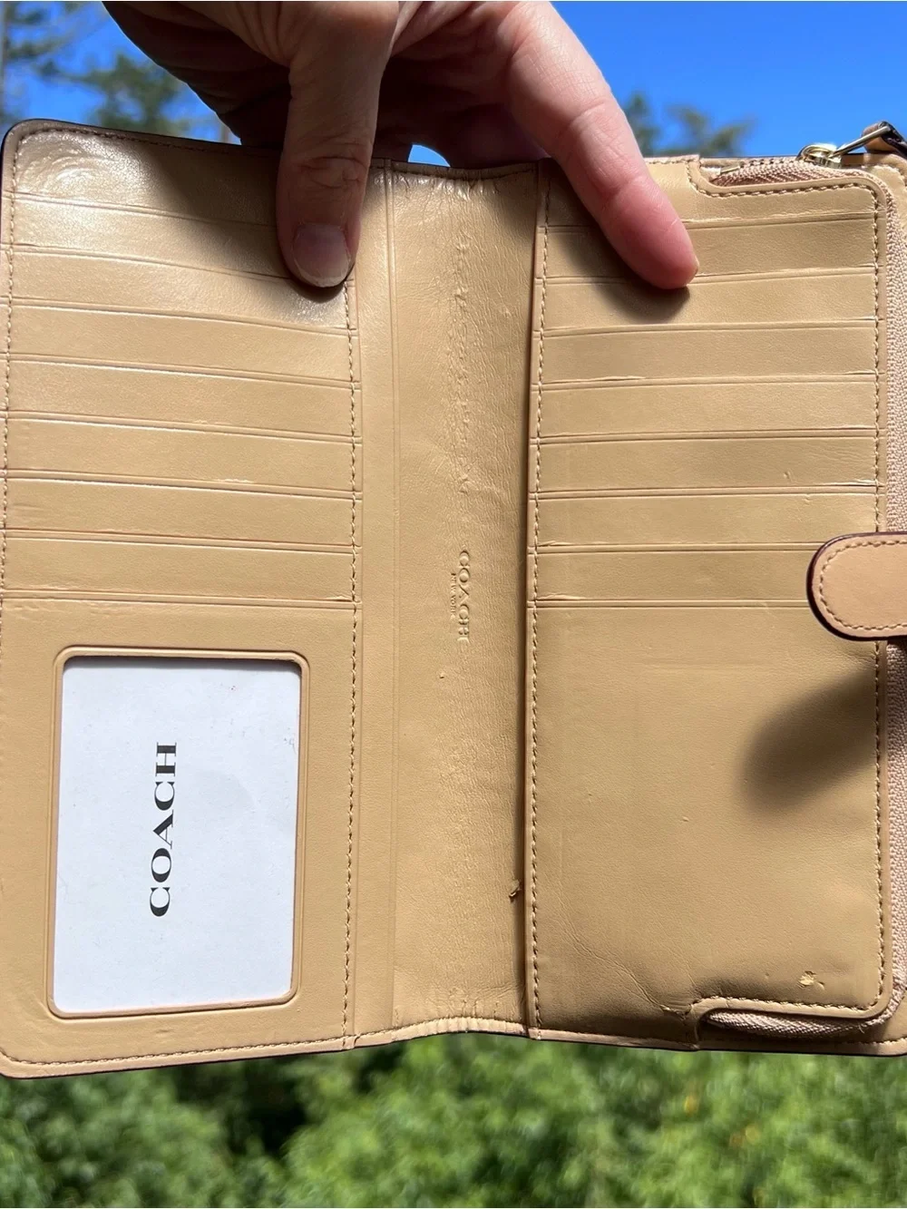 COACH Beige Brown Smooth Leather Bifold Wallet with Gold Hardware AUTHENTIC